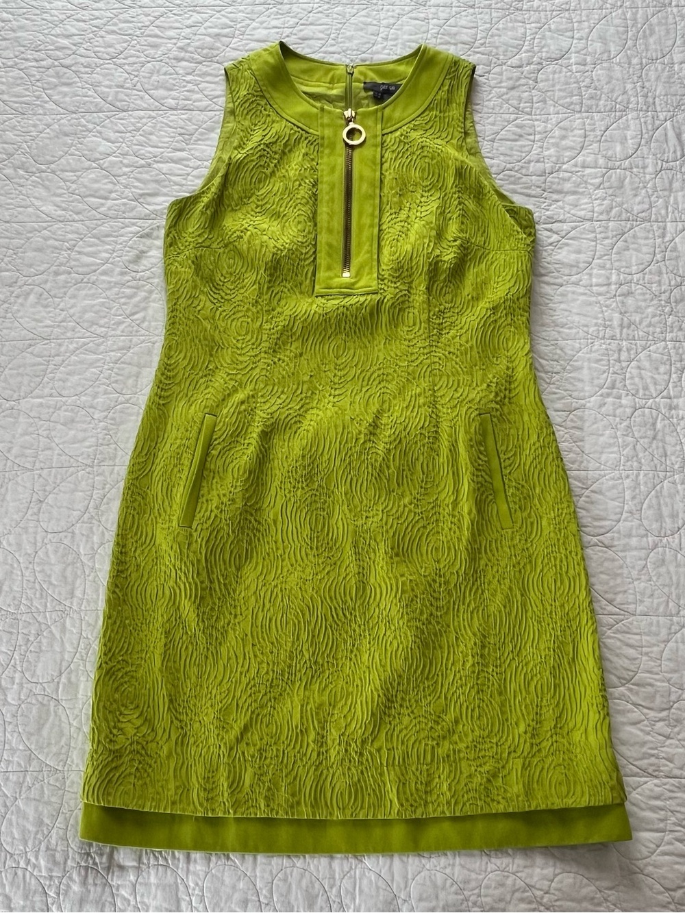 Per Se Lime Green Textured Sleeveless Sheath Dress Retro Gogo-Style 60s Vibe